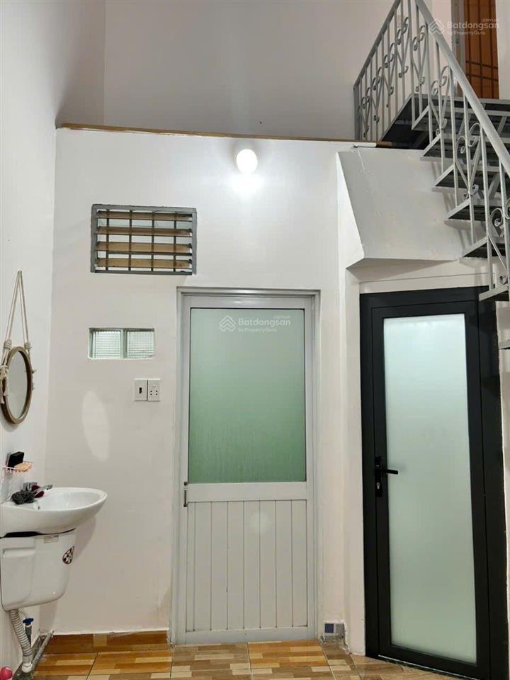 Nhà vuông vức 100m2 2 tầng 3pn 2wc gần phạm văn đồng linh tây. ở+kd online, làm vp