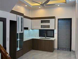 Nhà mới coong 50m 4tầng thọ am,liên ninh ngõ rộng ở cực kì thoáng 6,8tỷ.