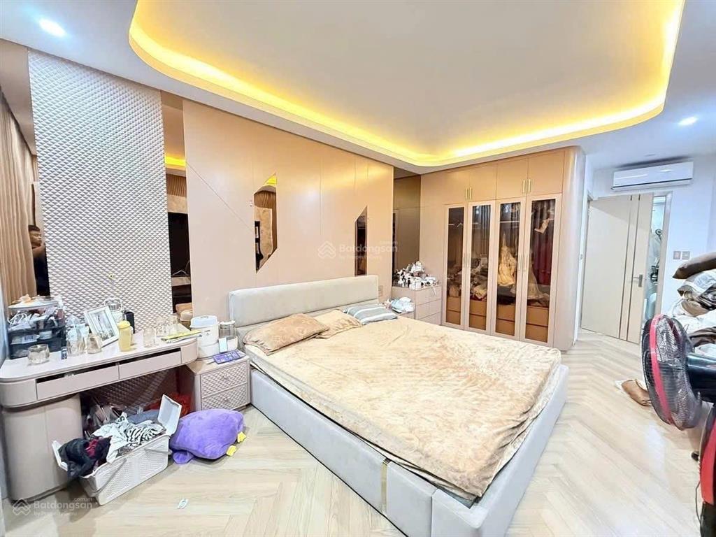 Liền kề kđt ngô thì nhậm 45m2mt4m5t ô tô tránh vài bước chân ra phố  full nội thất