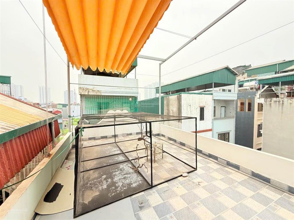 Liền kề kđt ngô thì nhậm 45m2mt4m5t ô tô tránh vài bước chân ra phố  full nội thất