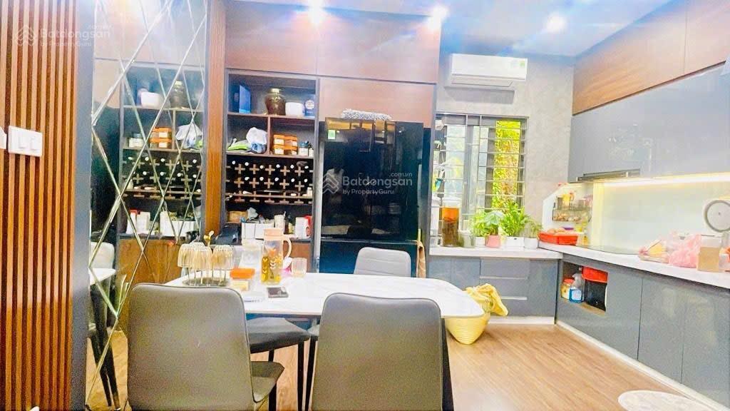 Nhỉnh 6 tỷ. nhà phú lương 5t45m2 2 thoáng  ô tô  nội thất cao cấp hiện đại