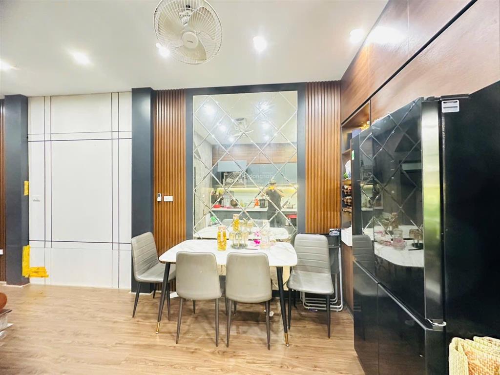 Nhỉnh 6 tỷ. nhà phú lương 5t45m2 2 thoáng  ô tô  nội thất cao cấp hiện đại