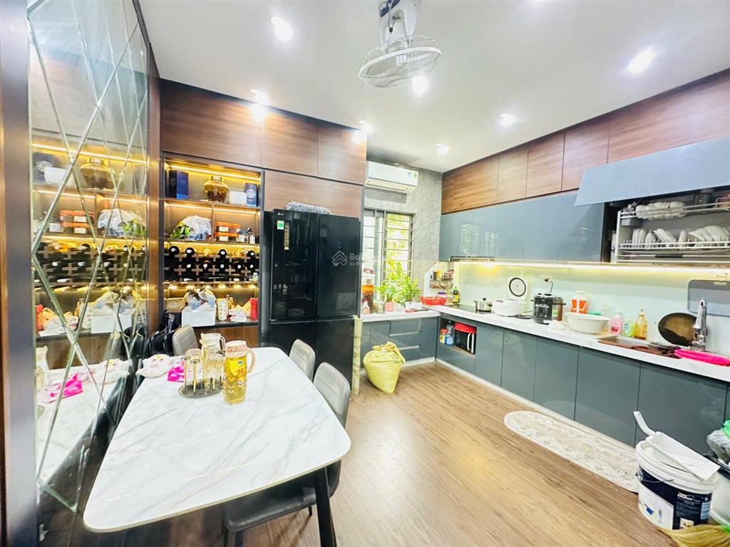 Nhỉnh 6 tỷ. nhà phú lương 5t45m2 2 thoáng  ô tô  nội thất cao cấp hiện đại