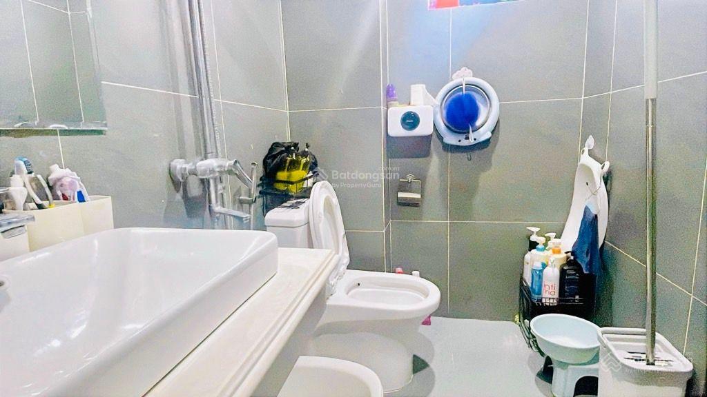 Nhỉnh 6 tỷ. nhà phú lương 5t45m2 2 thoáng  ô tô  nội thất cao cấp hiện đại