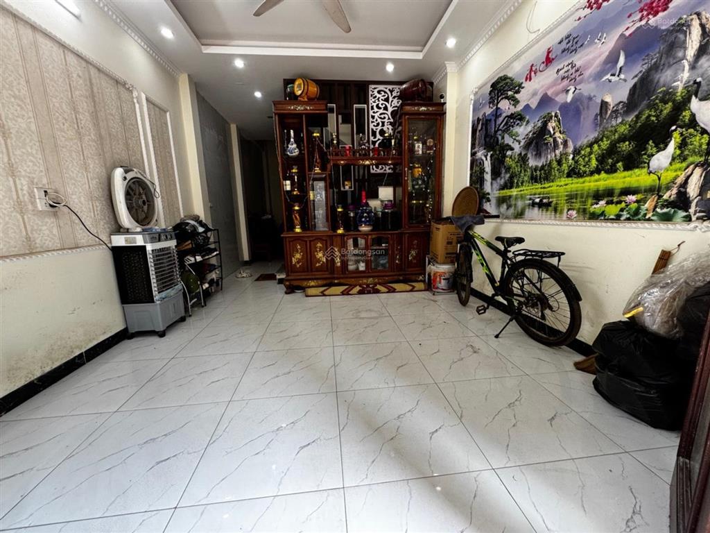 6 tỷ nhà hà đông 40m25t lô góc thoáng sáng  ô tô tải dừng đỗ trước nhà