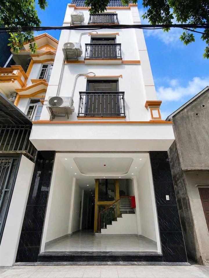 Nhà phú lương 40m², 5 tầng, 8 phòng ngủ, chỉ nhỉnh 7 tỷ