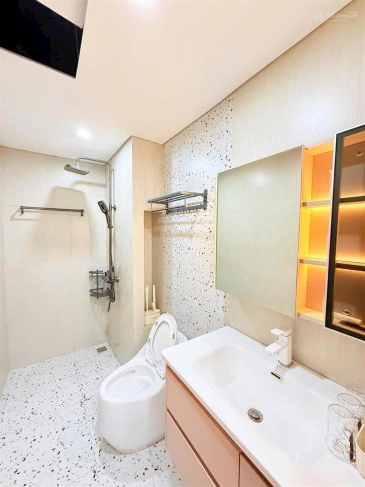 12,8 tỷ ngô thì nhậm hà đông 40m2 5tô tô đỗ cửakinh doanh.