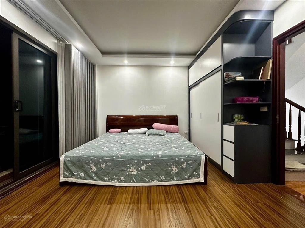 8.x tỷ văn quán 40m23tmt4m4pn phân lô  tt phố tiện ích đầy đủ