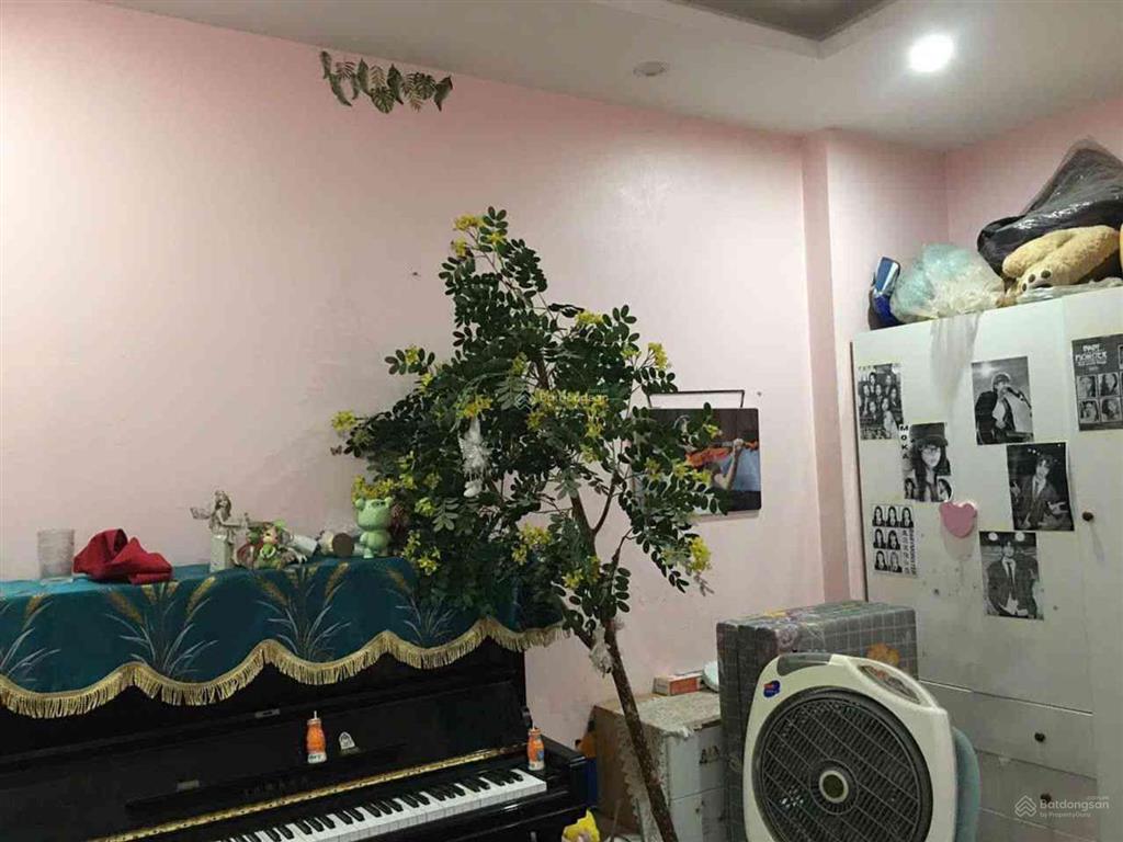 11,8 tỷ nhà 4tầng dịch vụ phân lô yên nghĩa  sát trường đại học phenikaa