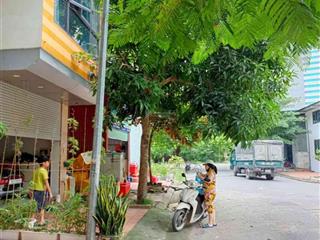 11,8 tỷ nhà 4tầng dịch vụ phân lô yên nghĩa  sát trường đại học phenikaa