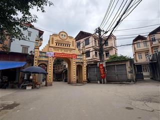 6,3 tỷ tt phú lương 50m2  mt 6,3m lô góc  7pkk  dòng tiền 300tr/năm. 20m ô tô