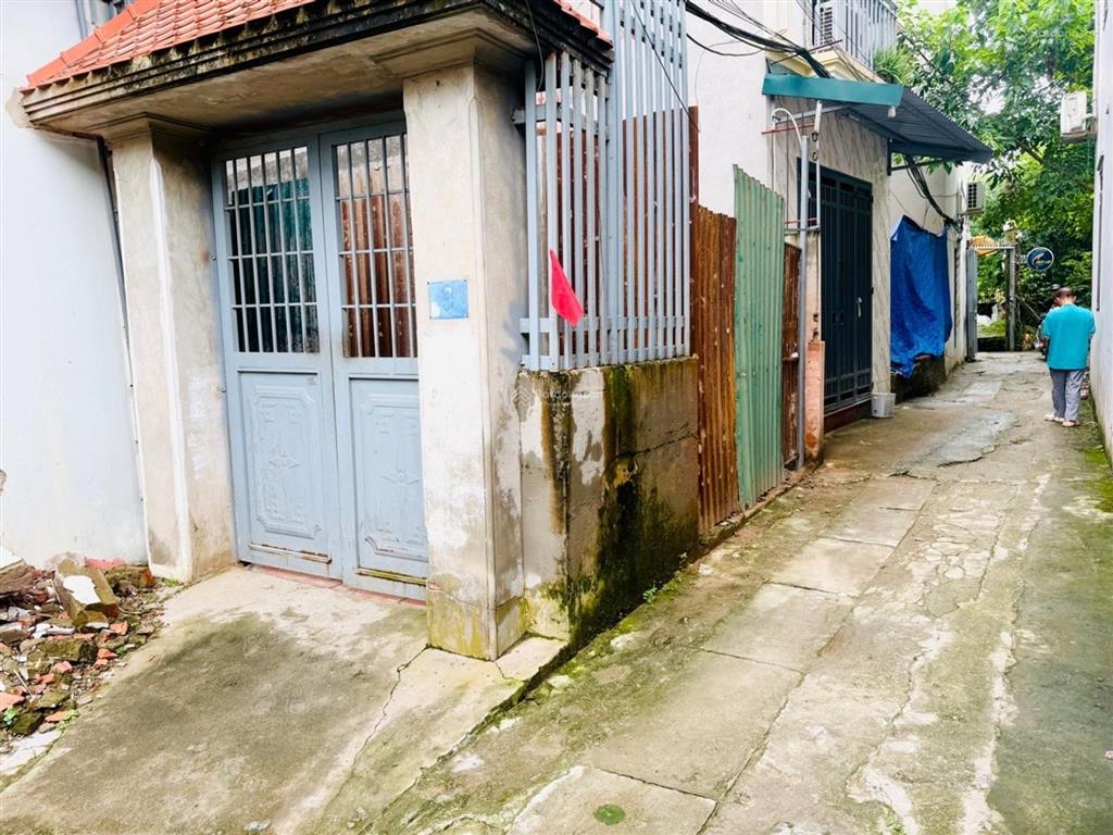 3,5 tỷ đất mặt ngõ quang lãm phú lương 33m2