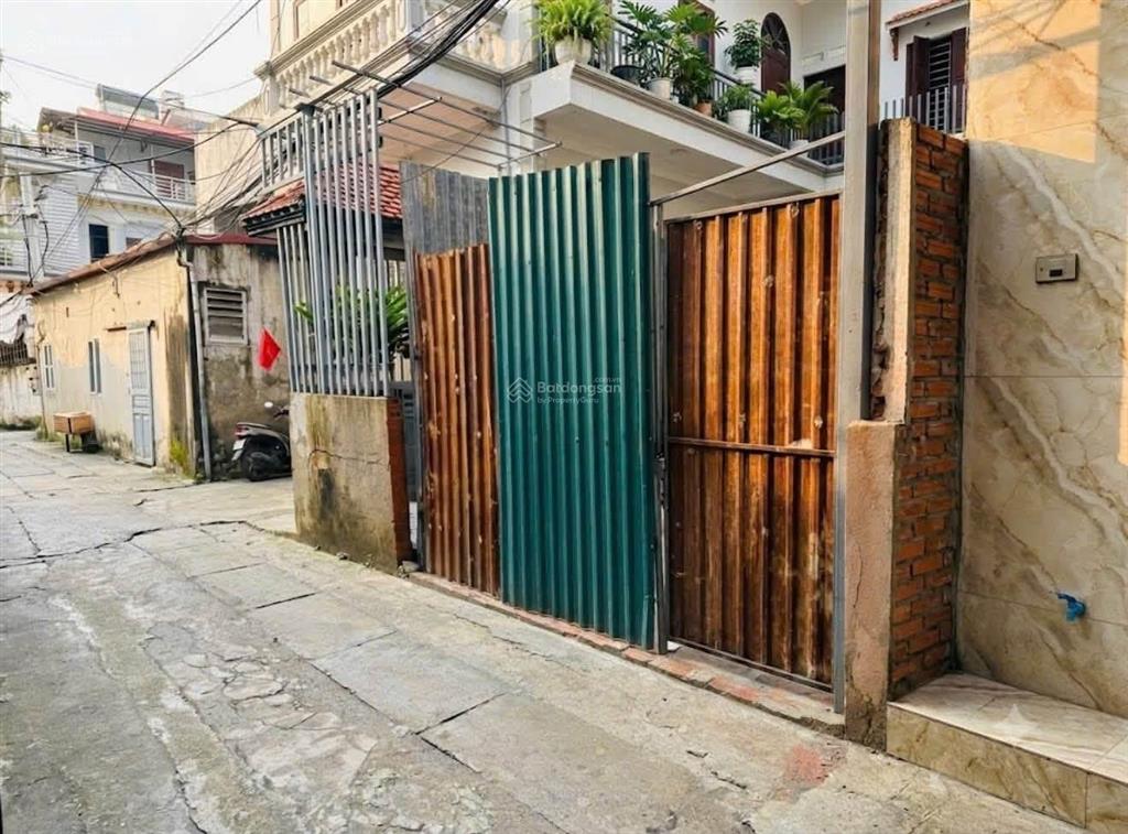 3,1 tỷ đất mặt ngõ quang lãm phú lương 33m2