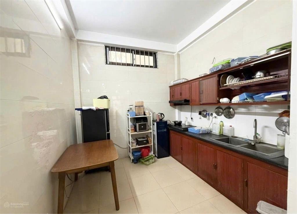 Ngộp bank. 4,6 tỷ nhà trong đê yên nghĩa  4t  ô tô tránh cách 20m 3pn đủ công năng