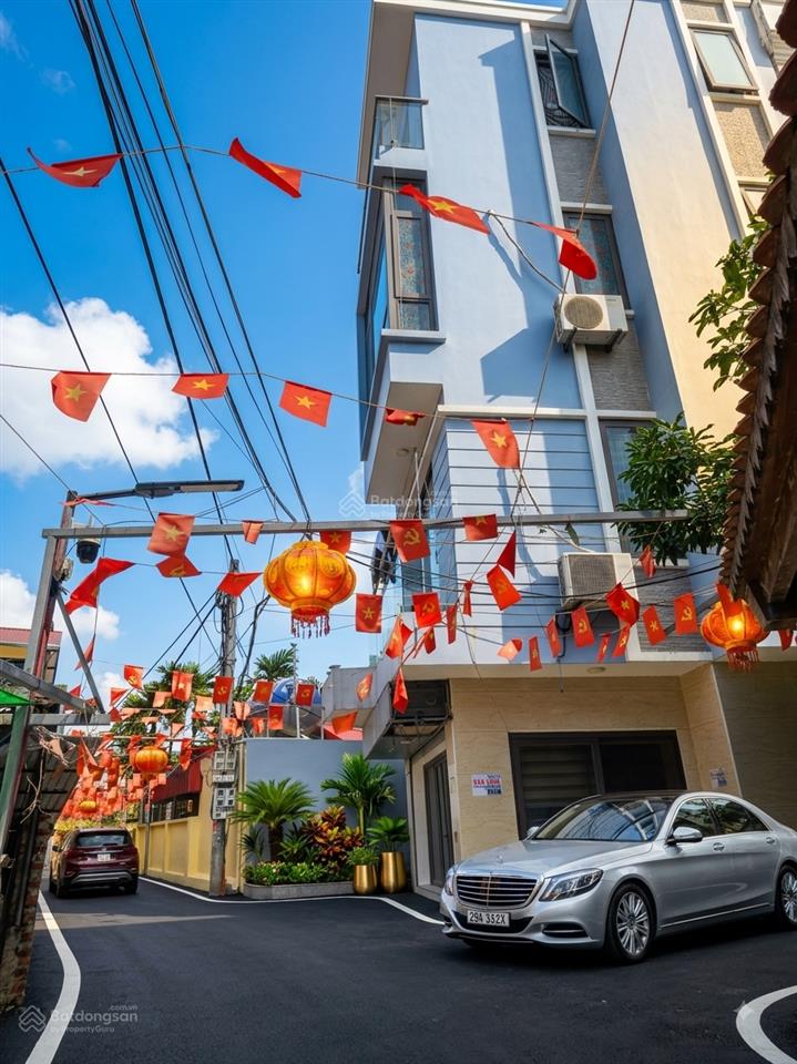 5,3 tỷ nhà gần b.xe yên nghĩa 4t3pn  ô tô đỗ cửa