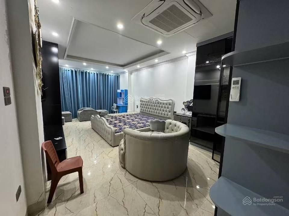 12 tỷ nhà khu đô thị đô nghĩa 60m25tthang máy kdô tô 7 chỗ ngủ trong nhà full nội thất cao cấp