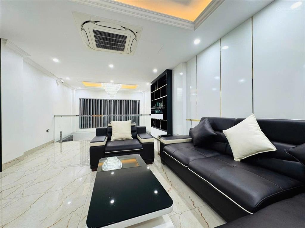 12 tỷ nhà khu đô thị đô nghĩa 60m25tthang máy kdô tô 7 chỗ ngủ trong nhà full nội thất cao cấp
