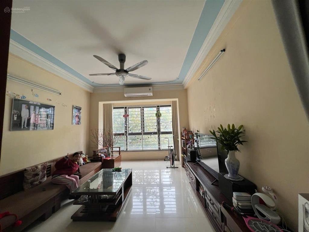 12 tỷ nhà mặt phố kinh doanh sầm uất 50m2  6t  phân lô  vỉa hè 8m