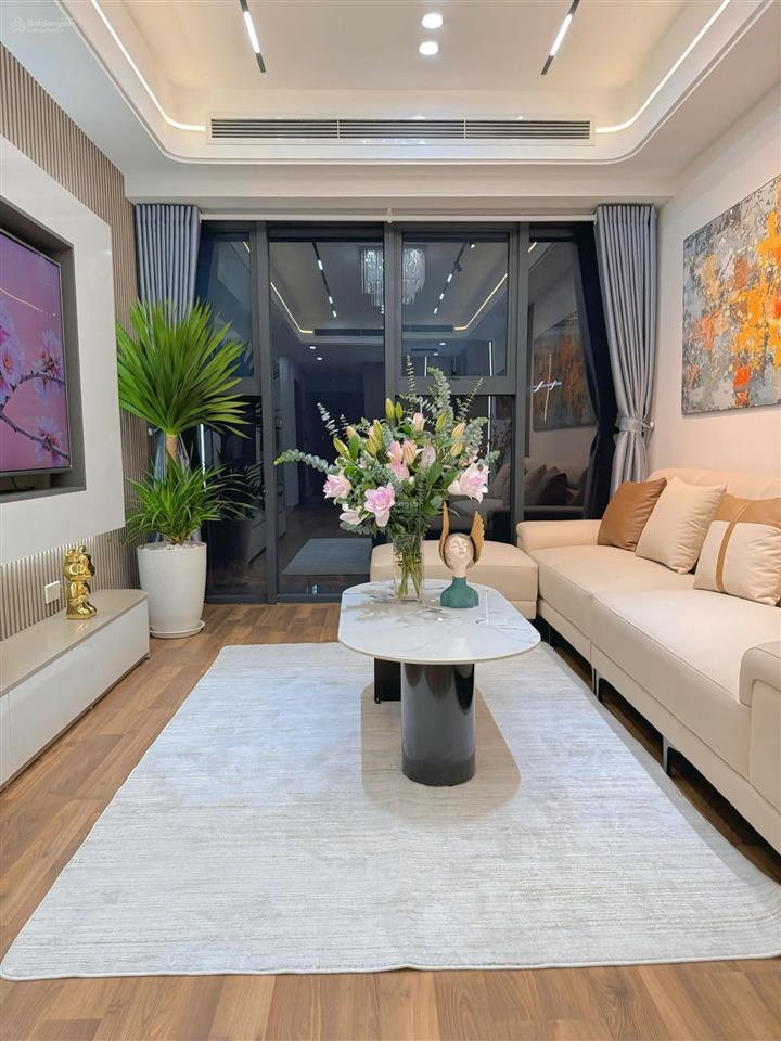 Chuyển nhượng lại căn 2 ngủ nhỏ k35 tân mai, ban công đông nam. giá 6 tỷ hơn.  0961 842 ***