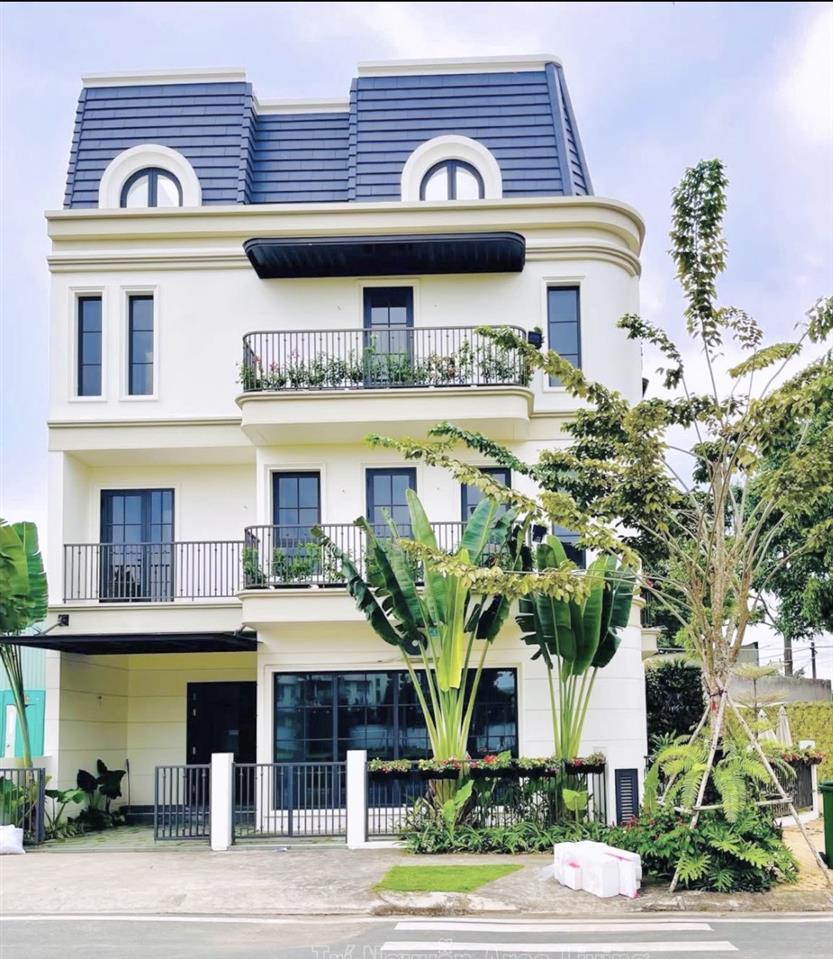Biệt thự song lập salacia villas  giá chỉ với 5,9tỷ (gồm vat)