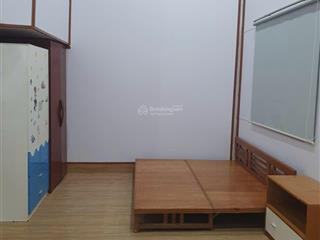 Cho thuê nhà miếu đầm, mễ trì, nam từ liêm, hà nội, 2 ngủ, bếp, sân, kho để đồ. giá thuê 5 triệu