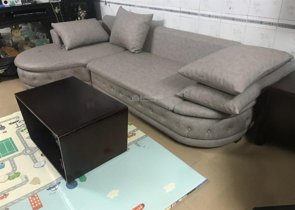 Cho thuê căn hộ tầng 1 ở nghĩa tân, phường nghĩa đô, 52m2, ô tô đỗ cửa, nội thất cơ bản