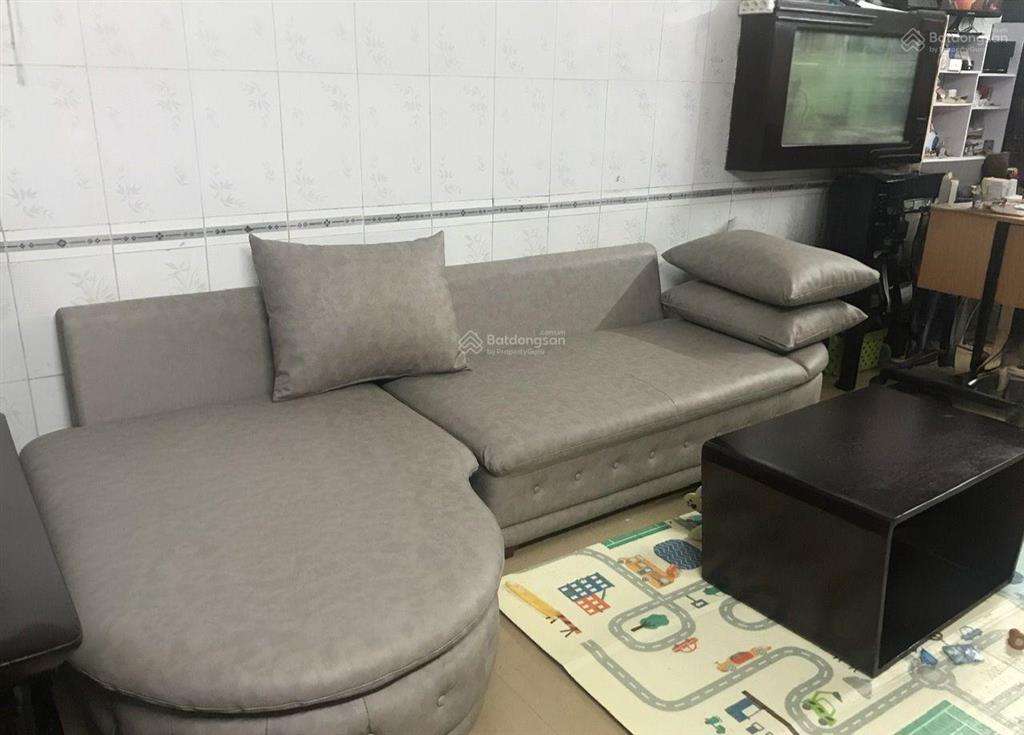 Cho thuê căn hộ tầng 1 ở nghĩa tân, phường nghĩa đô, 52m2, ô tô đỗ cửa, nội thất cơ bản