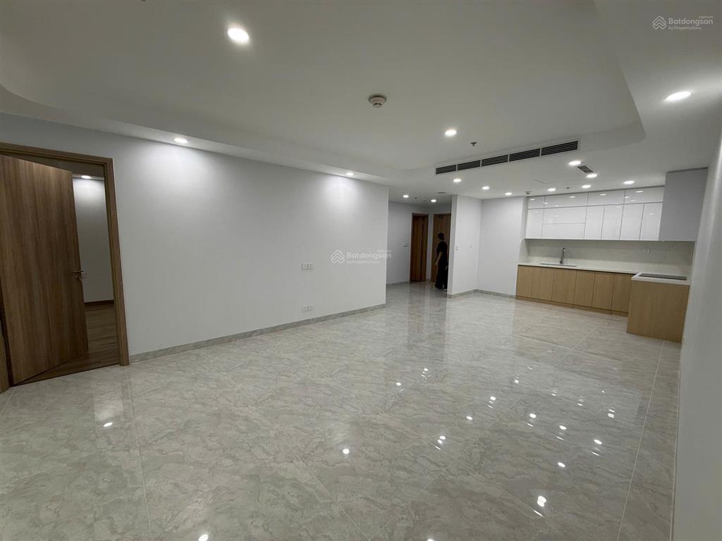 Bán căn hộ 2 ngủ 96m2 giá 135tr/m2 chung cư skyline west lake tầng trung hướng mát giá tốt