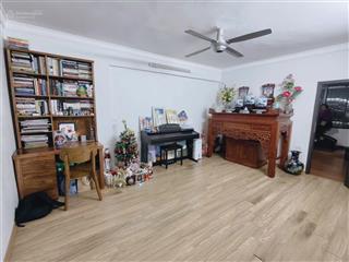 Bán ch tập thể mặt phố thái thịnh, đống đa, tầng 2, lô góc, dt 110m2, 3pn, 2vs, giá 6,25 tỷ tl