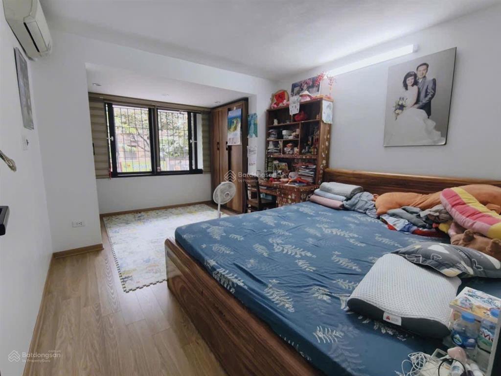 Bán ch tập thể mặt phố thái thịnh, đống đa, tầng 2, lô góc, dt 110m2, 3pn, 2vs, giá 6,25 tỷ tl