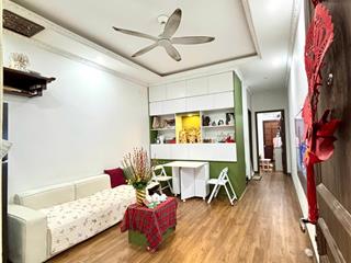 Bán căn hộ tập thể đặng tiến đông,đống đa, dt50m, thoáng sáng, khu sạch đẹp, an ninh. giá 4.2 tỷ