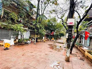 Bán căn hộ tập thể vĩnh hồ, đống đa, tầng 2, diện tích 90m2, 3pn, 2vs, ô tô đỗ, full nt. giá 5,2 tỷ