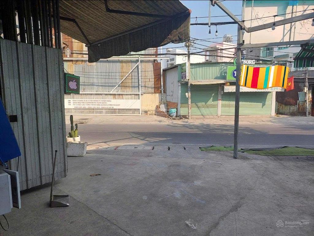 Chính chủ cho thuê nhà mặt tiền tô ngọc vân quận 12. gồm 1pn, 2wc, sân và vỉa hè.