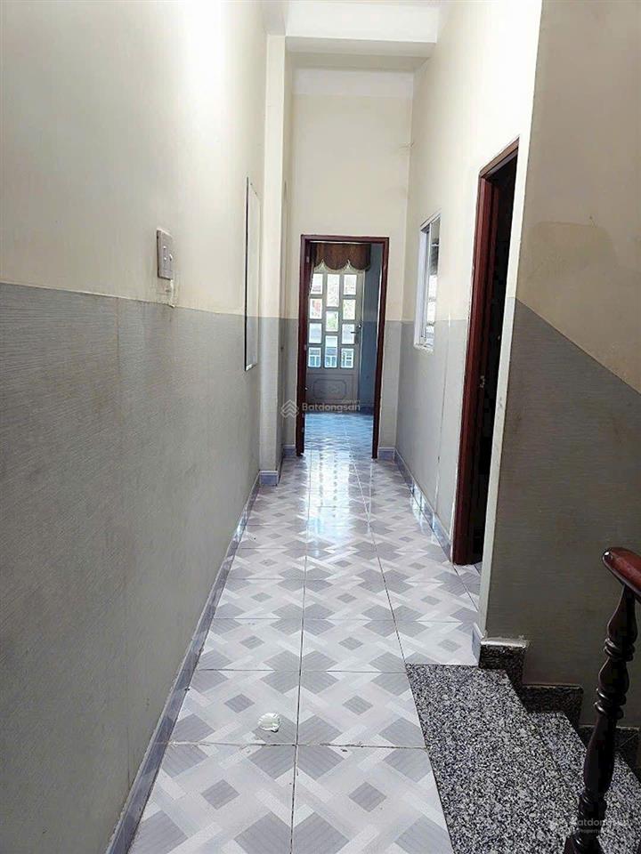 Nhà phố 2 lầu trệt mặt tiền trục chính kinh doanh văn phòng vip, phường dĩ an, bình dương. tp hcm