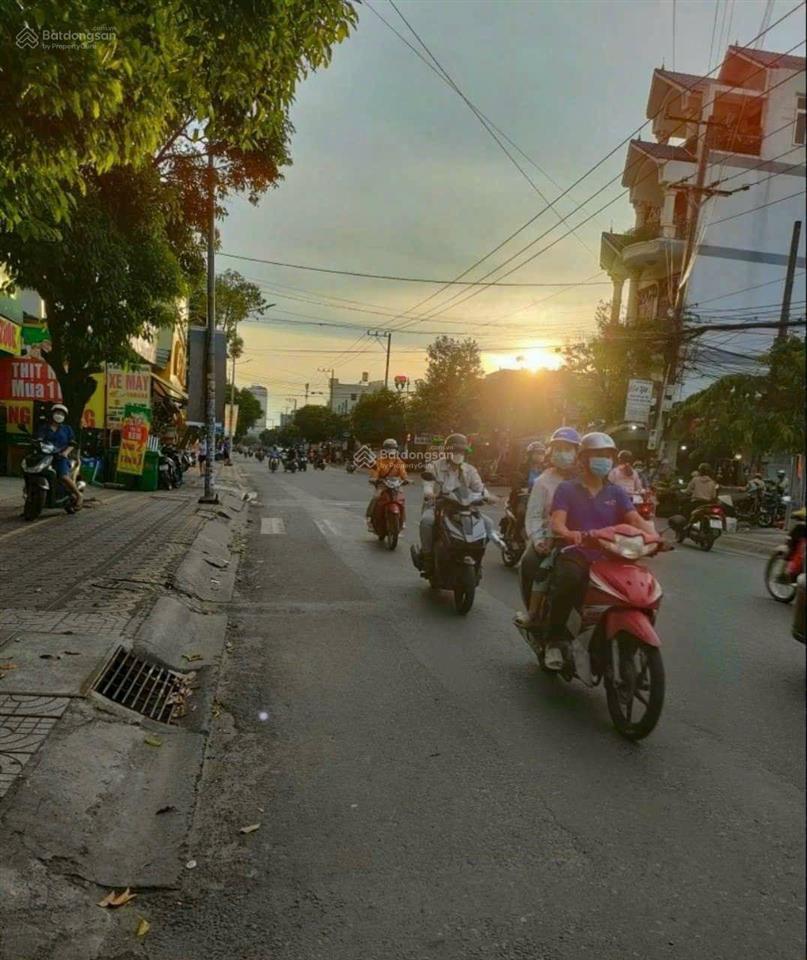 Nhà cấp 4 mặt tiền phố đường lý thường kiệt, phường dĩ an, bình dương. tp hcm mới