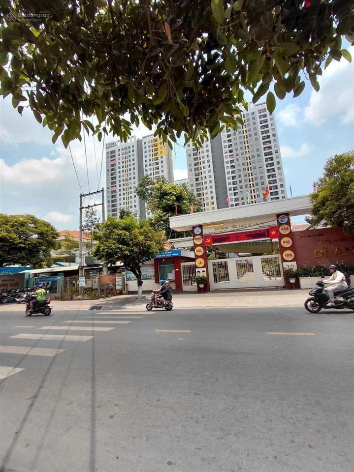 Nhà cấp 4 mặt tiền phố đường lý thường kiệt, phường dĩ an, bình dương. tp hcm mới