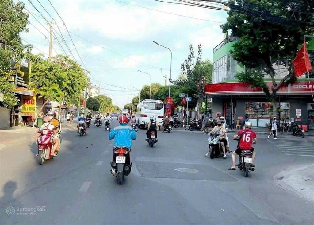 Nhà cấp 4 mặt tiền phố đường lý thường kiệt, phường dĩ an, bình dương. tp hcm mới