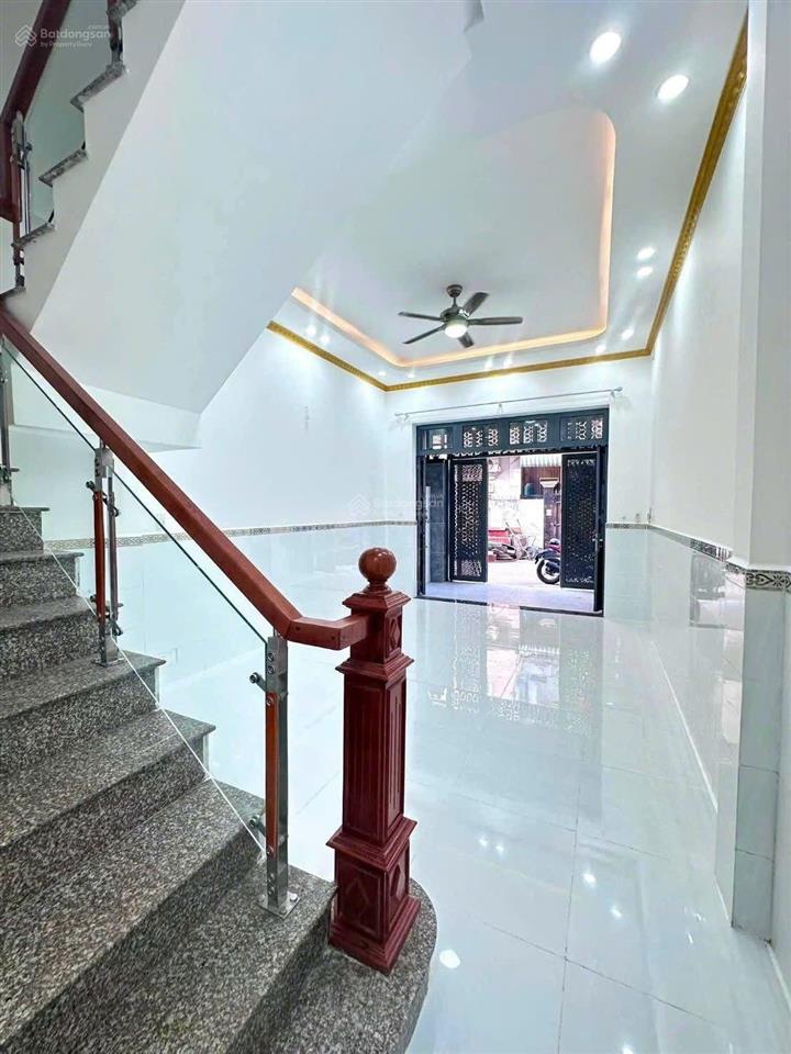 Nhà phố lầu trệt kdc phường dĩ an, bình dương. tp hcm