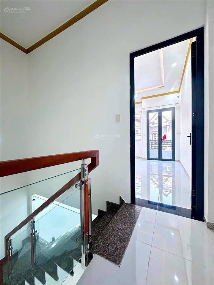 Nhà phố lầu trệt kdc phường dĩ an, bình dương. tp hcm