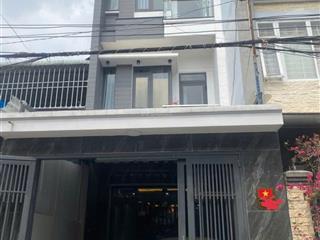 Nhà phố 2 lầu trệt đường nhựa thông, gần sân vận động đông hòa, phường dĩ an, bình dương, tp hcm