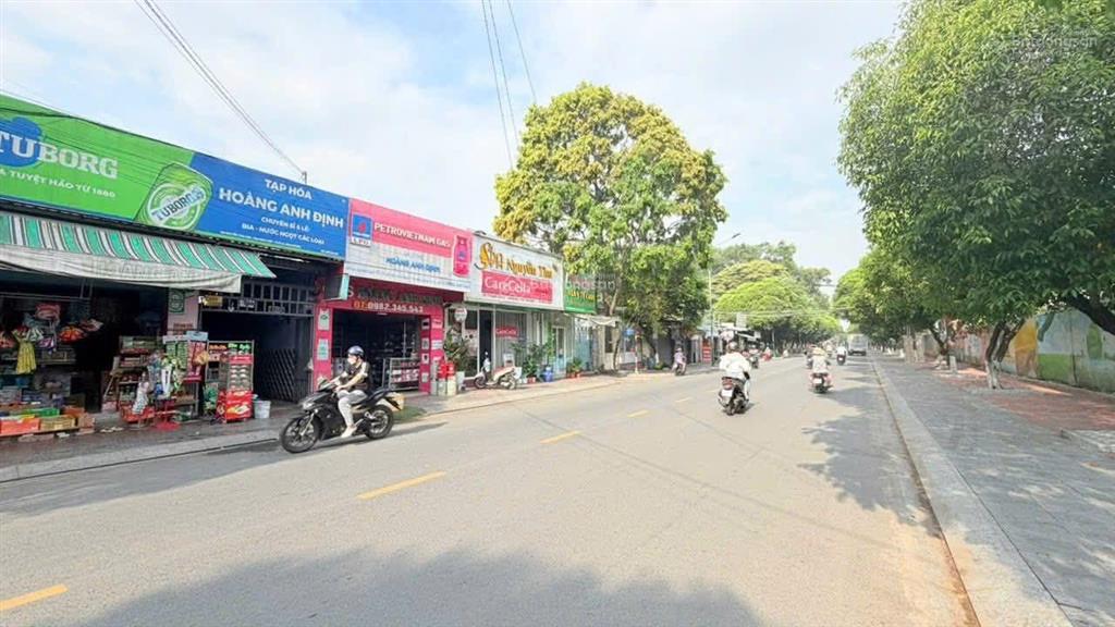 Bán nhà mặt tiền kinh doanh đường nguyễn thái học chợ dĩ an, bình dương tp hcm