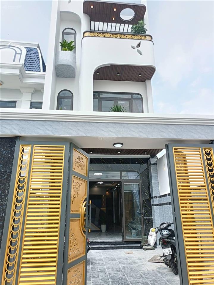 Nhà phố 2 lầu trệt gần sân vận động đông hòa, kế trần hưng đạo, dĩ an, bình dương