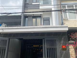 Nhà phố đường nhựa thông gần sân vận động đông hòa, dĩ an, bình dương tp hcm