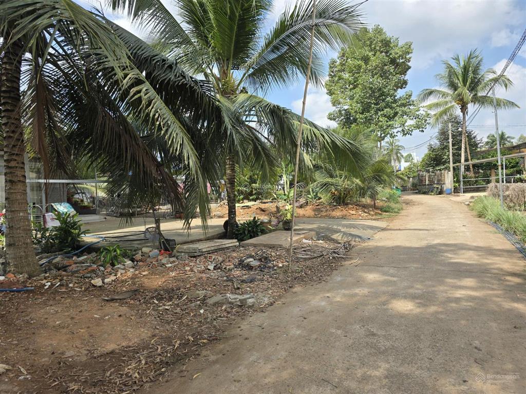 Bán gấp đất nền tại thị trấn dầu giây, 2,7 tỷ, 150m2 giá cực chất