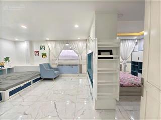 Cho thuê nhà 8x16m 3 lầu đường nguyễn tất thành, p. 18, q. 4