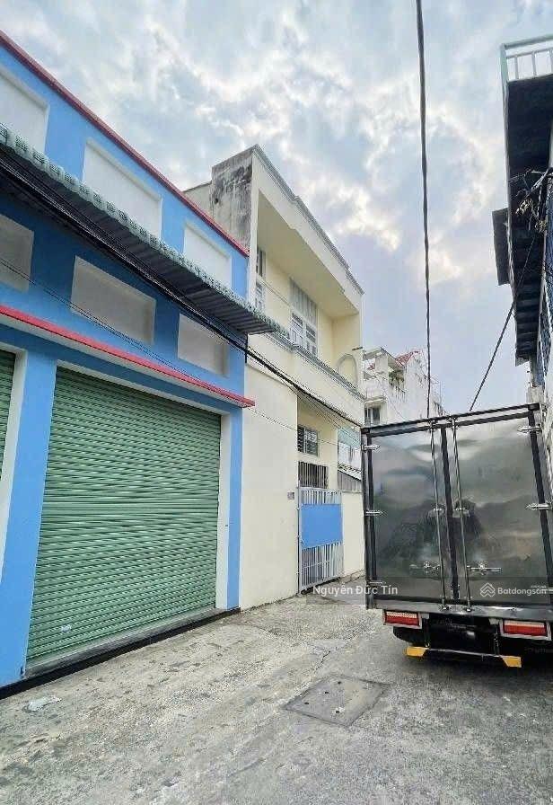 Chính chủ cần bán nhanh nhà cấp 4 ngang 6m, hẻm xe tải tân hoà đông. liền kề aeon bình tân  5.5 tỷ