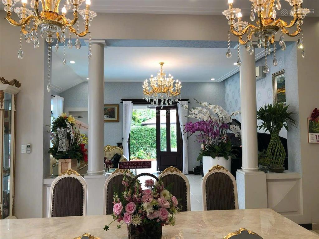 Biệt thự vip có hồ bơi  khu thủ thiêm villa, q2 diện tích 25x22m, tổng diện tích công nhận 550m2