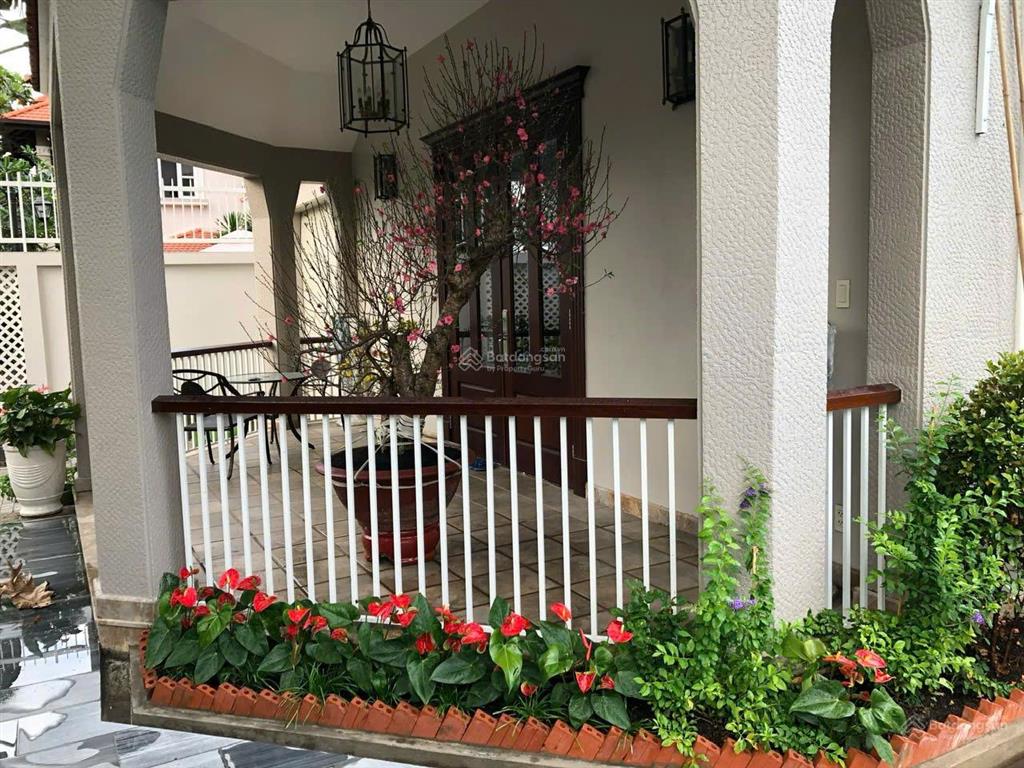 Biệt thự vip có hồ bơi  khu thủ thiêm villa, q2 diện tích 25x22m, tổng diện tích công nhận 550m2