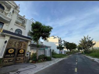 Bán đất khu villa thủ thiêm phường thạnh mỹ lợi tp. thủ đức dt10x20 cn200m2