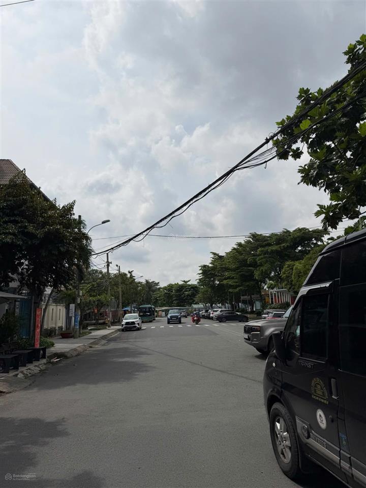 Bán nhà mặt sông sg siêu đẹp đường số 20, phường an khánh, tp. thủ đức dt 5x20m cn 100m2